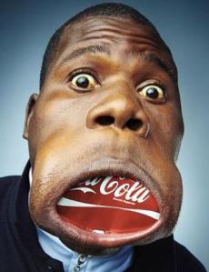 Francisco Domingo Joaquim e a maior boca do mundo (foto: Guinness World Records)